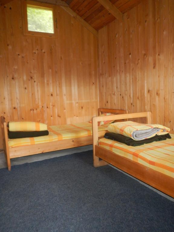 Rafting Camp Tara Center Tri Vodenice Bastasi Rum bild